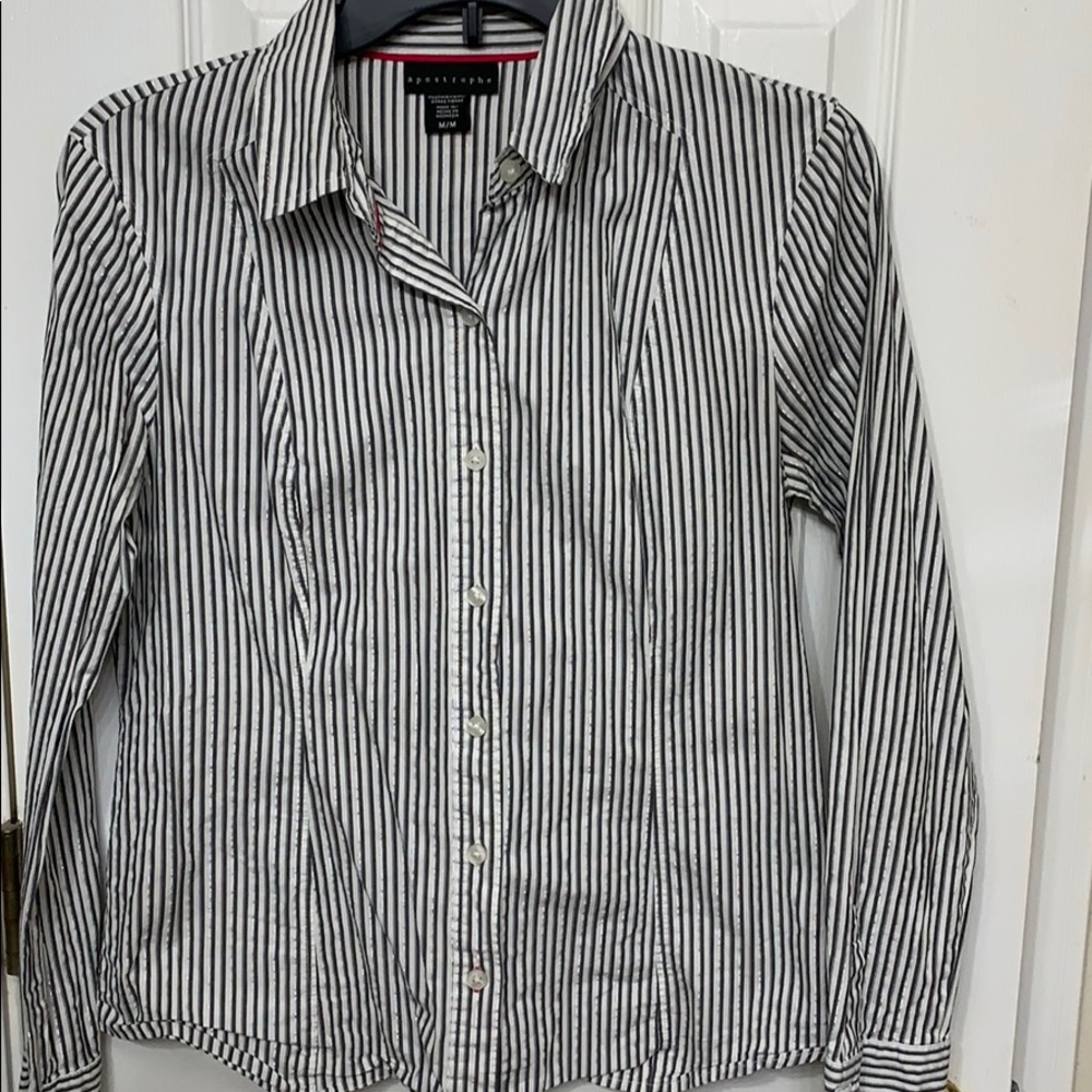 Apostrophe Button Down